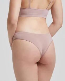 Brasiliana seamless Skin Shades
