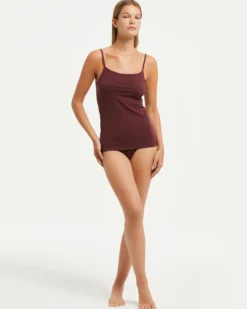 Canotta seamless con spalline sottili