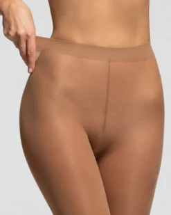 Collant 40 denari azione riposante