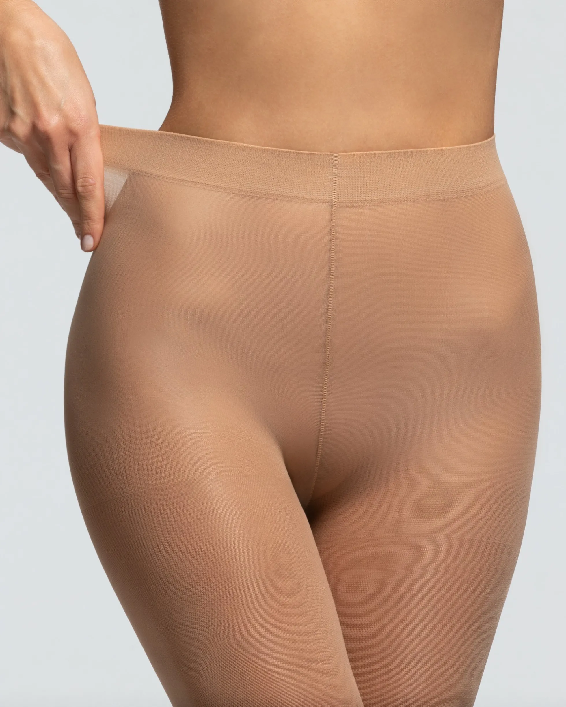 Collant 40 denari azione riposante