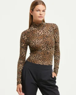 Maglia collo alto in modal cashmere stampa animalier