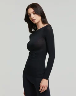 Maglia con scollo a barchetta in modal cashmere