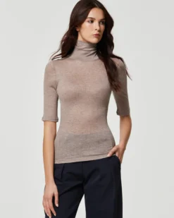 Maglia rib manica corta collo alto in modal cashmere a costine