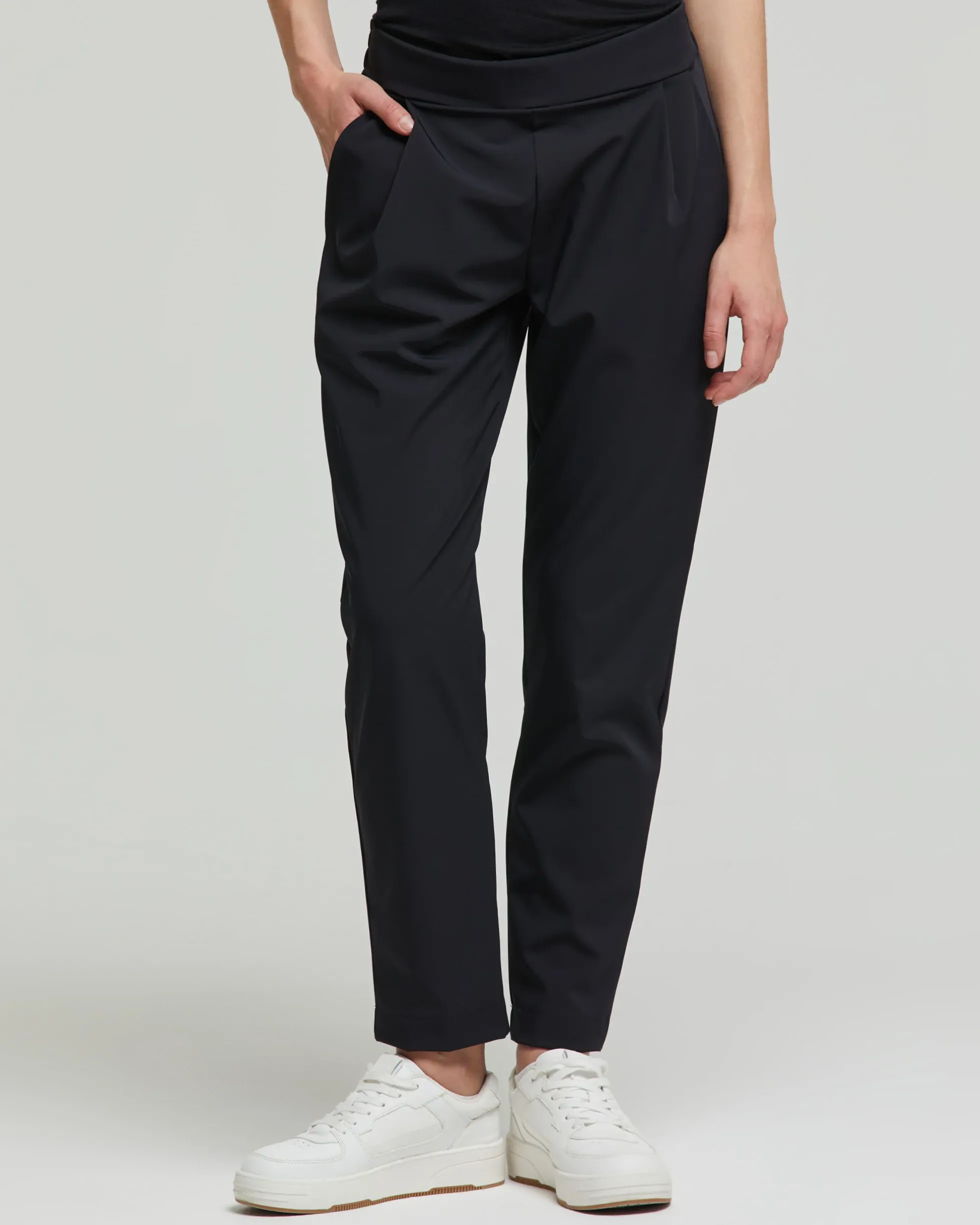 Pantalone donna new Sara modello classico