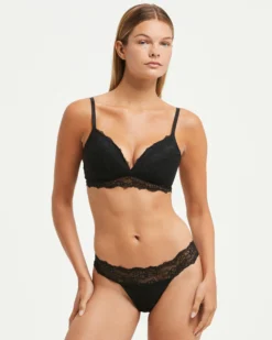 Reggiseno pizzo con coppe imbottite